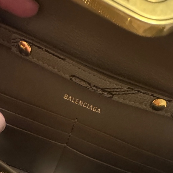 Authentic Balenciaga Brown Monogram B-Logo Chain Crossbody Bag - Picture 6 of 8